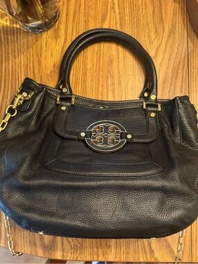 Tory Burch Black Leather Shoulder Bag with Gold Hardware